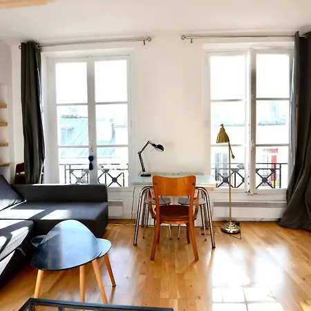 Διαμέρισμα Charming Studio In Sentier