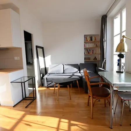 Charming Studio In Sentier